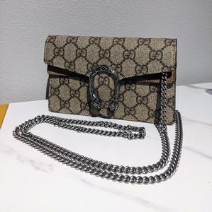 Gucci Dionysus GG Supreme Super Mini Bag